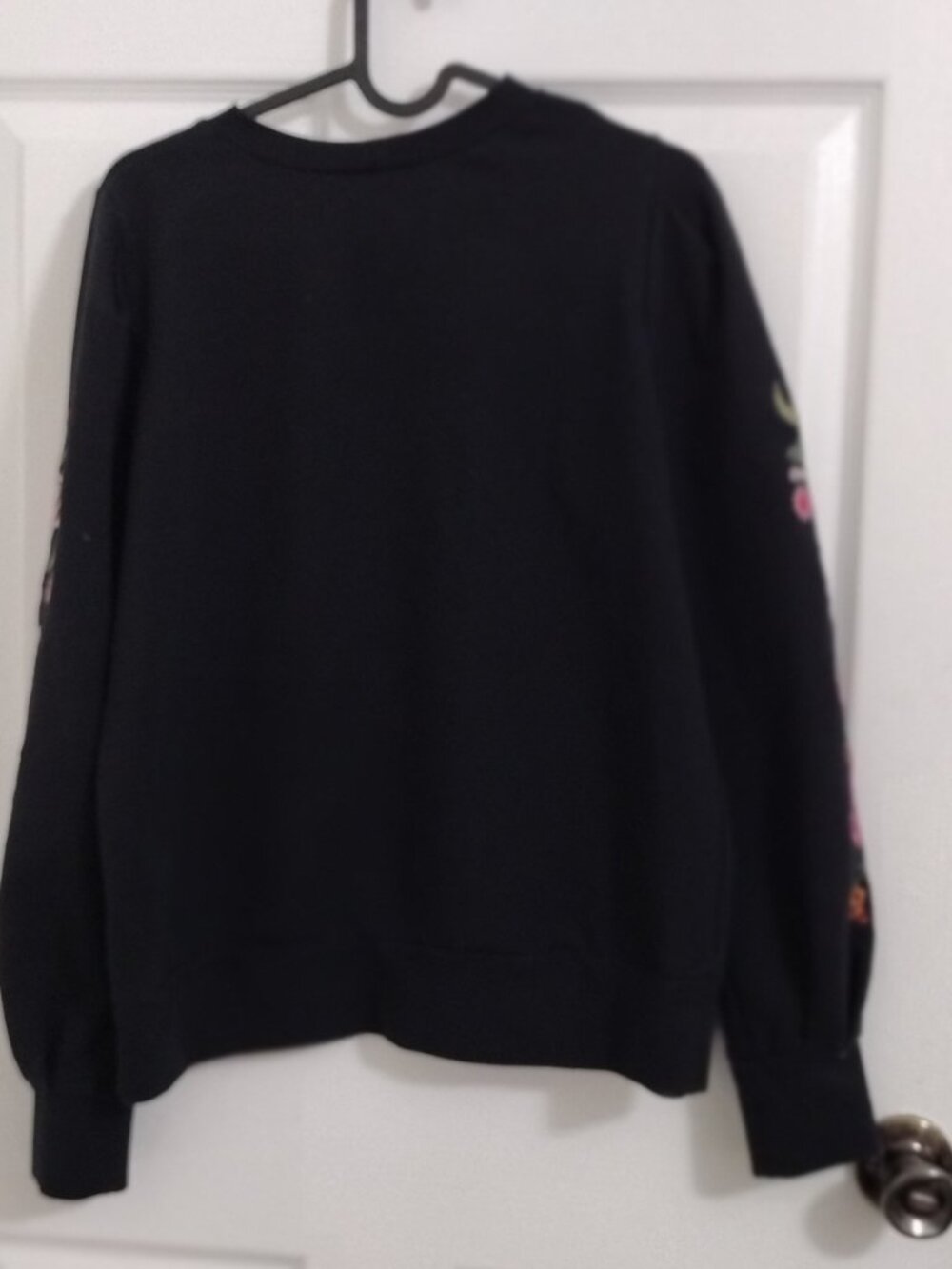 Drew Floral Embroidered Sweatshirt Small Black Crewneck Boho Statement Pullover - Picture 7 of 9